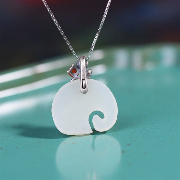Colgante de collar de protección de loto de elefante de jade blanco - image 5