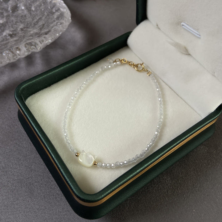Pulsera curativa de piedra Tridacna de gato lindo de cristal blanco de espinela negra chapada en oro de 14 quilates con Buddha Stones - image 13