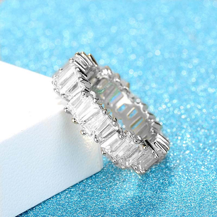 Anillo de riqueza de cobre con patrón simple