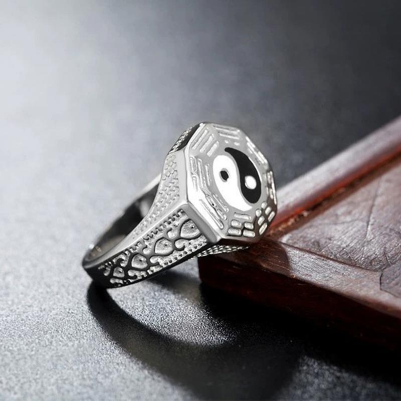 Anillo de la suerte de cobre con símbolo de Yin Yang