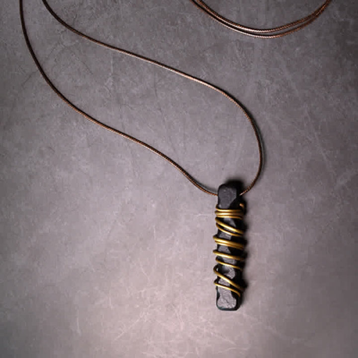 Colgante de collar con colgante de equilibrio de paz, madera de ébano tibetano y Buddha Stones , con detalles de latón y piedras de Buda. - image 2