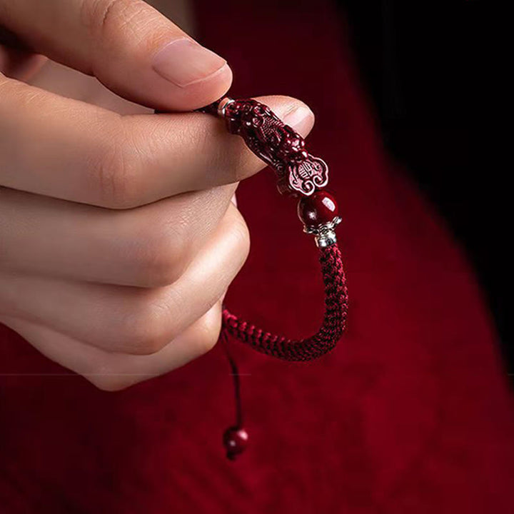 Pulsera trenzada de cinabrio PiXiu hecha a mano con Buddha Stones