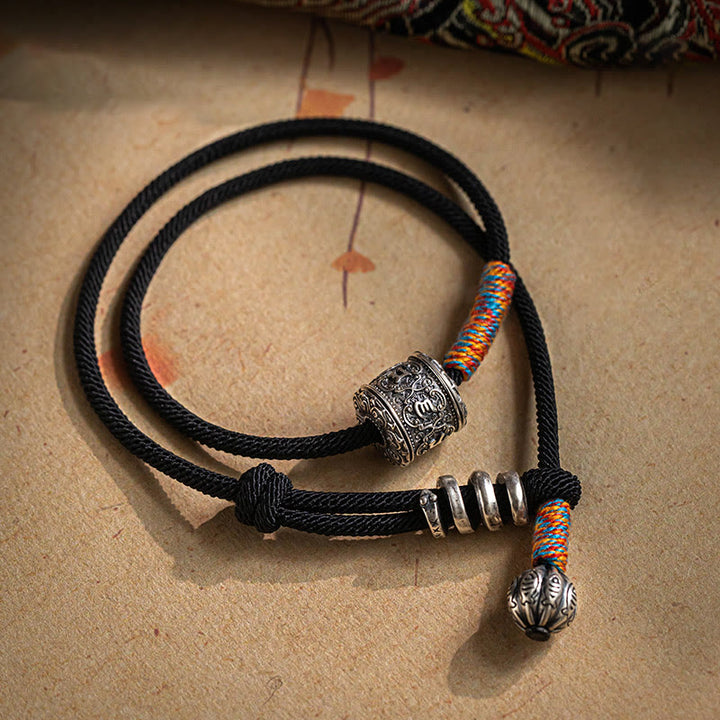 Pulsera de doble envoltura con amuleto tallado Om Mani Padme Hum tibetano con Buddha Stones