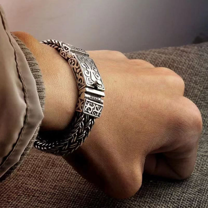 Pulsera de cadena curativa trenzada con patrón de tótem de vid retro con Buddha Stones