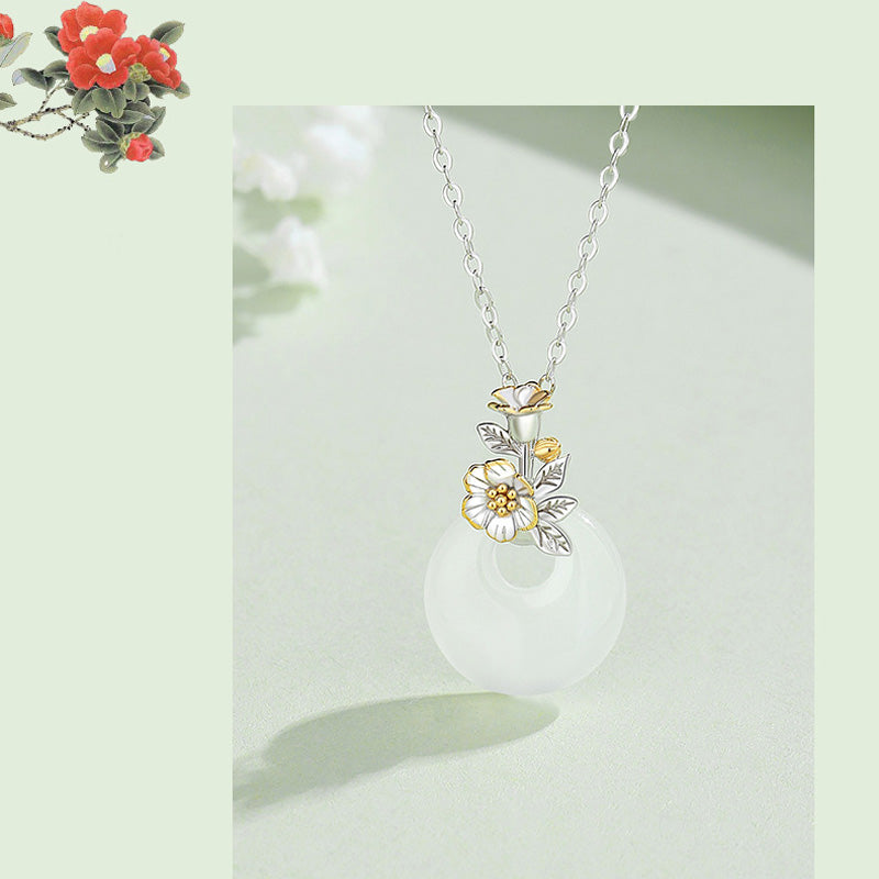 Colgante de collar de armonía de flores de doce meses de calcedonia redonda de plata de ley 925 con Buddha Stones