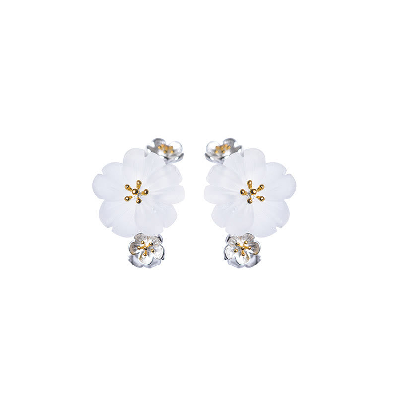 Pendientes de bendición floral de flor de ciruelo de plata de ley 925 con Buddha Stones