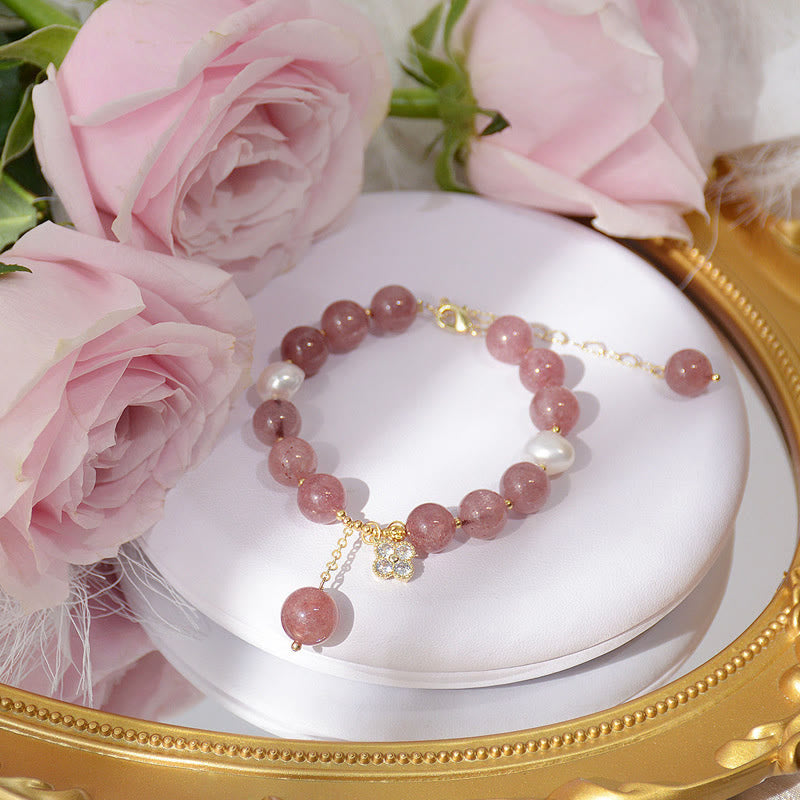 Pulsera de amor con trébol de cuatro hojas y perlas de cuarzo fresa natural con Buddha Stones