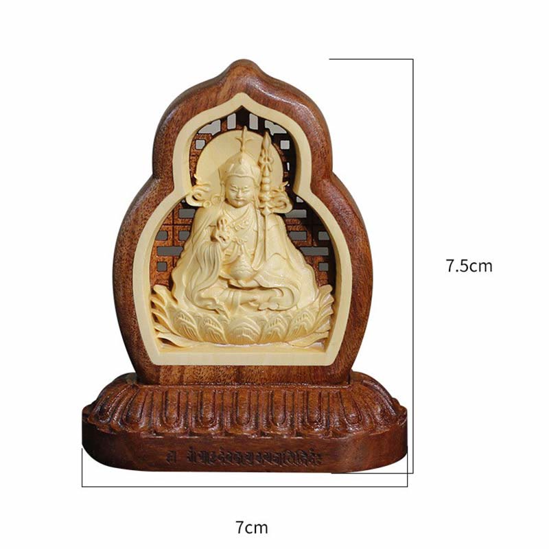 Estatua decorativa de madera grabada de Guru Rinpoche Buddha Padmasambhavan Serenity