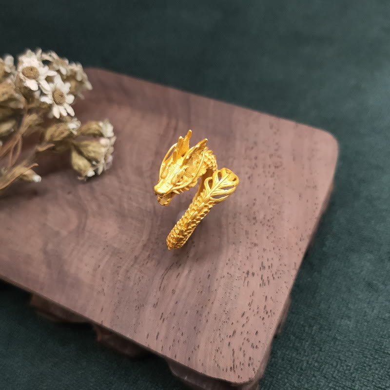 Anillo de fuerza de éxito del dragón dorado de Buddha Stones