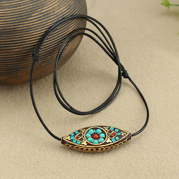 Collar con colgante de fuerza de protección con patrón de marquesa, cuentas de turquesa del Tíbet, Buddha Stones
