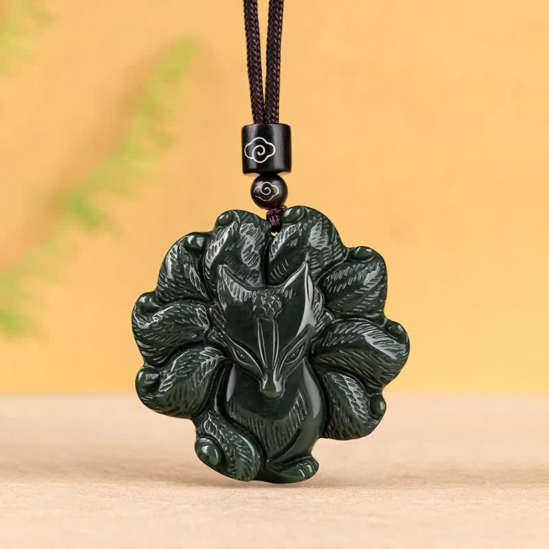 Colgante de cadena con collar de suerte de zorro de nueve colas de jade cian hetiano