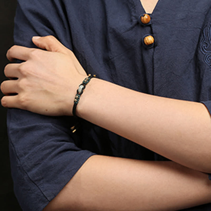 Pulsera de hilo de riqueza de abundancia de jade con hebilla de paz redonda con Buddha Stones