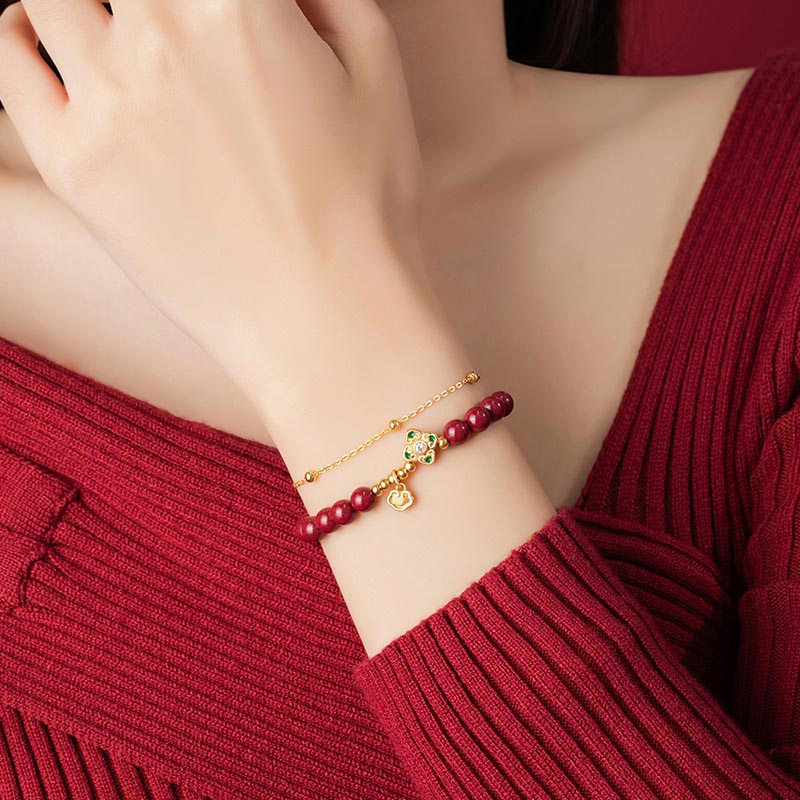Pulsera de cadena de bendición de flores de trébol de cuatro hojas de cinabrio natural de plata de ley 925 con Buddha Stones