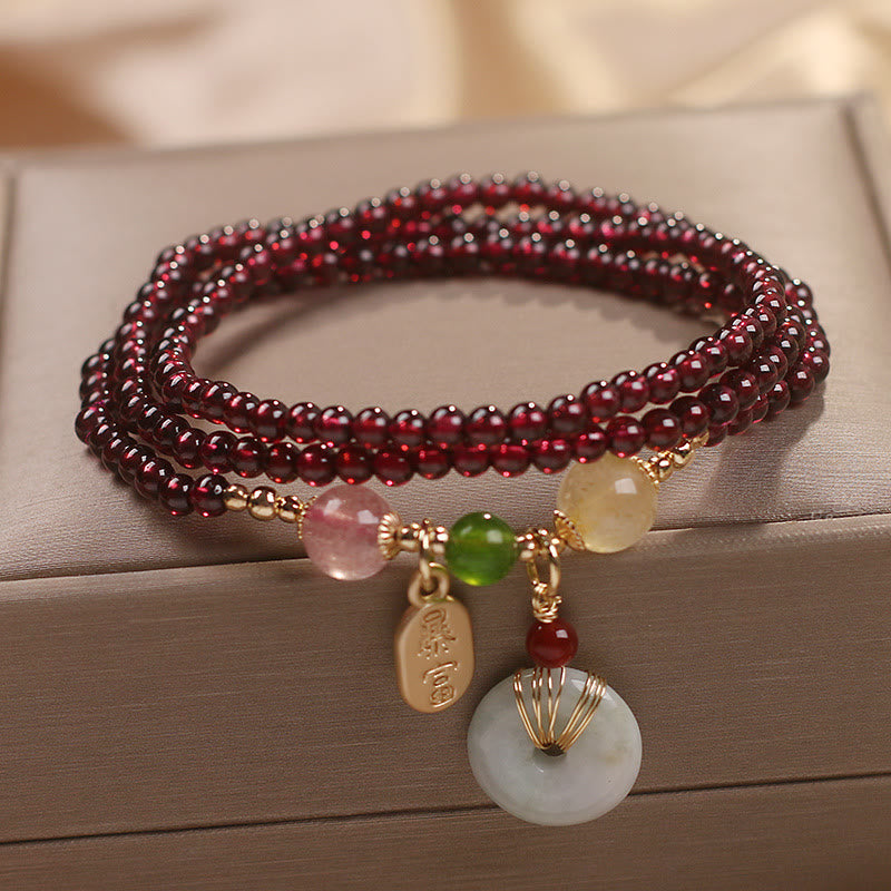 Pulsera de triple envoltura con Buddha Stones, granate Natural, fresa, cristal de cuarzo, zorro, pez Koi, hebilla de la paz, protección de la fortuna