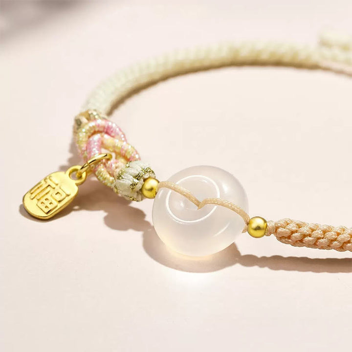 Pulsera de cuerda tejida hecha a mano de ágata blanca con hebilla de paz y suerte y protección