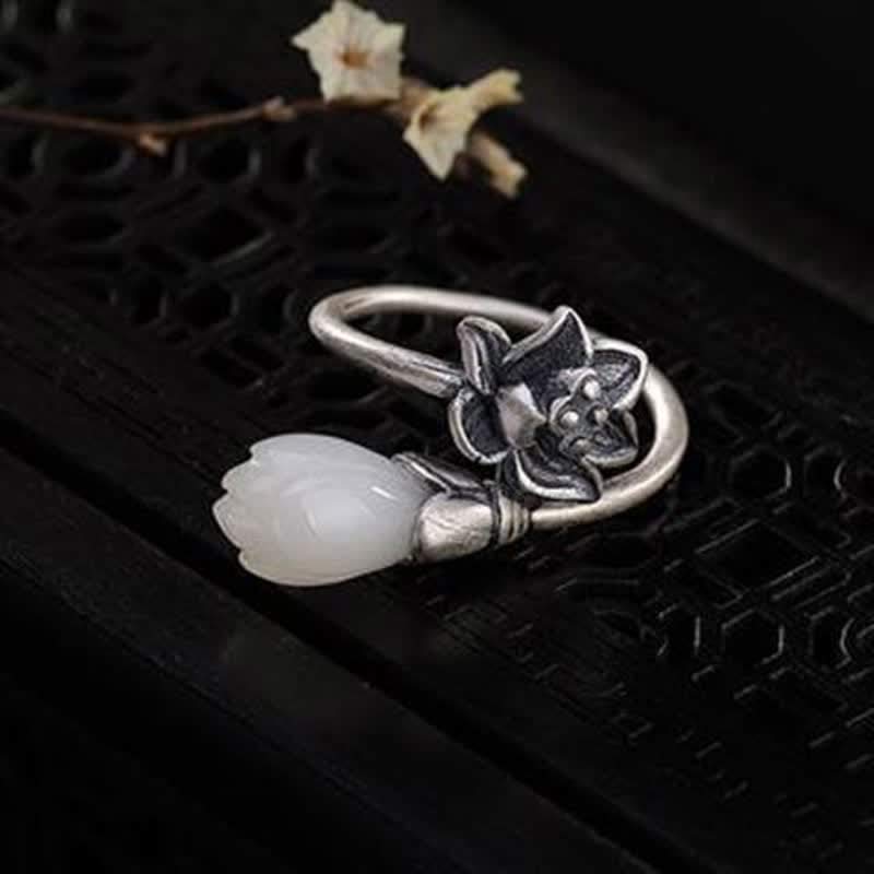 Anillo ajustable curativo con equilibrio de cobre y loto de Jade y Buddha Stones