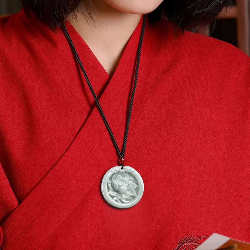 Colgante de collar de prosperidad tallada con flor de loto de jade natural con Buddha Stones - image 8