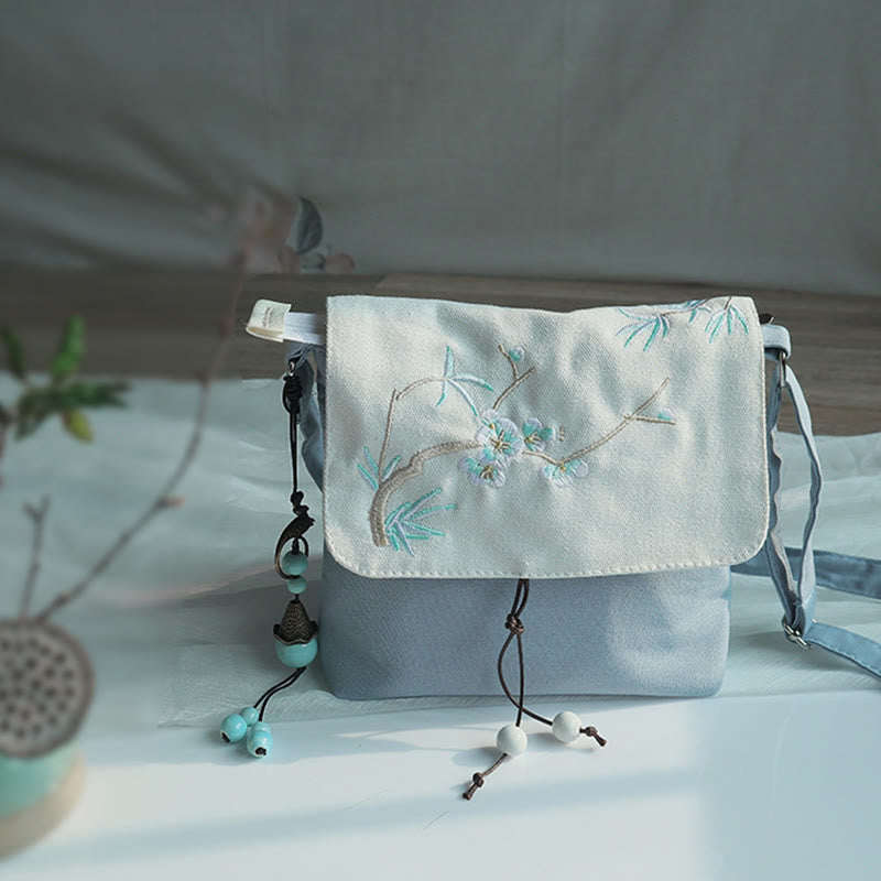 Bolso bandolera de lona con flores de ciruelo bordadas hechas a mano con Buddha Stones