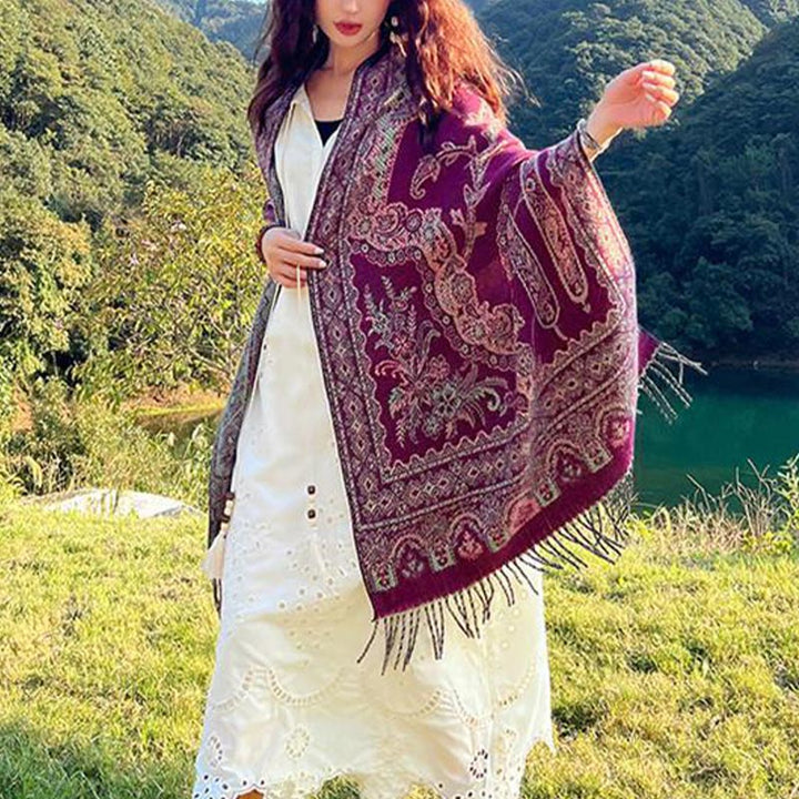 Bufanda de viaje acogedora con diseño de patrón de hojas tibetanas vintage de Buddha Stones