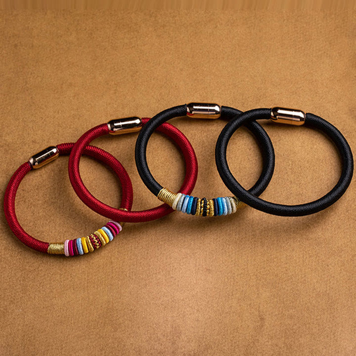 Pulsera trenzada con hebilla magnética hecha a mano con nudo King Kong tibetano de Buddha Stones