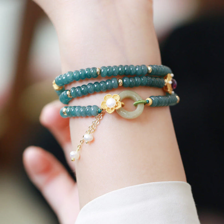 Pulsera de triple vuelta con hebilla de paz y flor de jade cian chapada en oro de plata de ley 925 con Buddha Stones