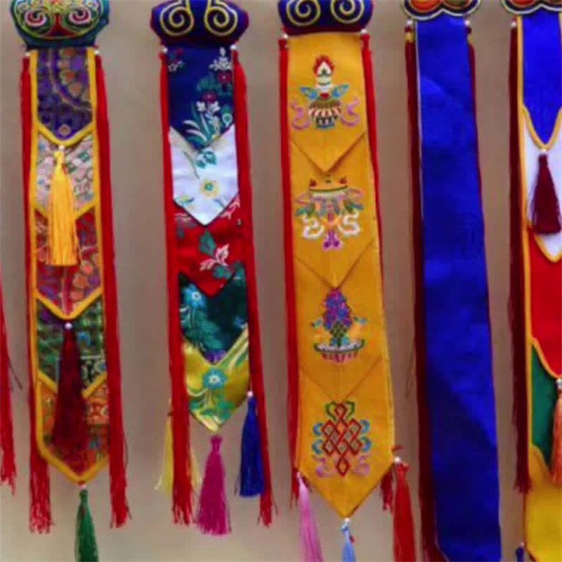 Flor de loto Ocho símbolos auspiciosos Meditación Iluminación Borlas coloridas Arte de pared
