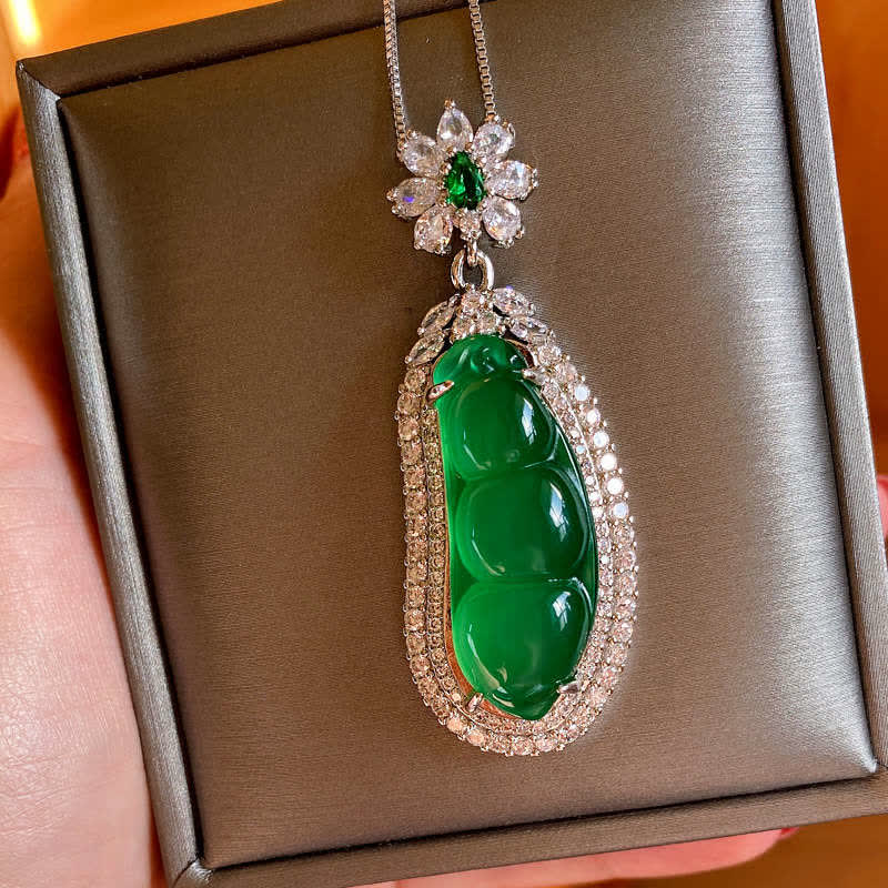 Colgante de collar de suerte de jade cian de frijol de la fortuna