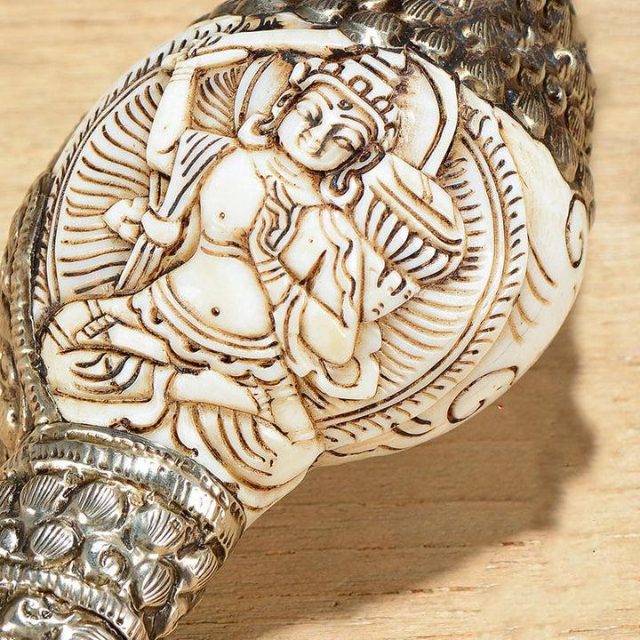 Decoración positiva de la riqueza de la concha de Buda Shankha grabada hecha a mano tibetana