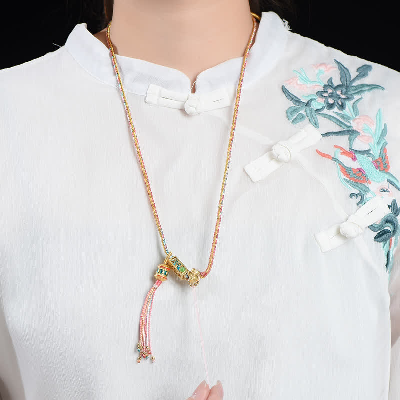 Colgante de collar de riqueza de cobre con cadena colorida de Buddha Stones