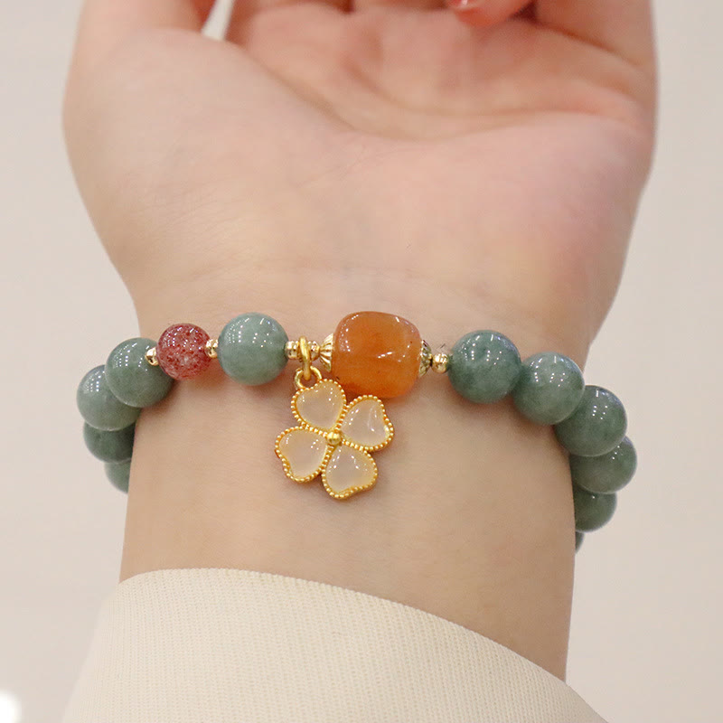 Pulsera de prosperidad con dije de trébol de cuatro hojas de jade con Buddha Stones