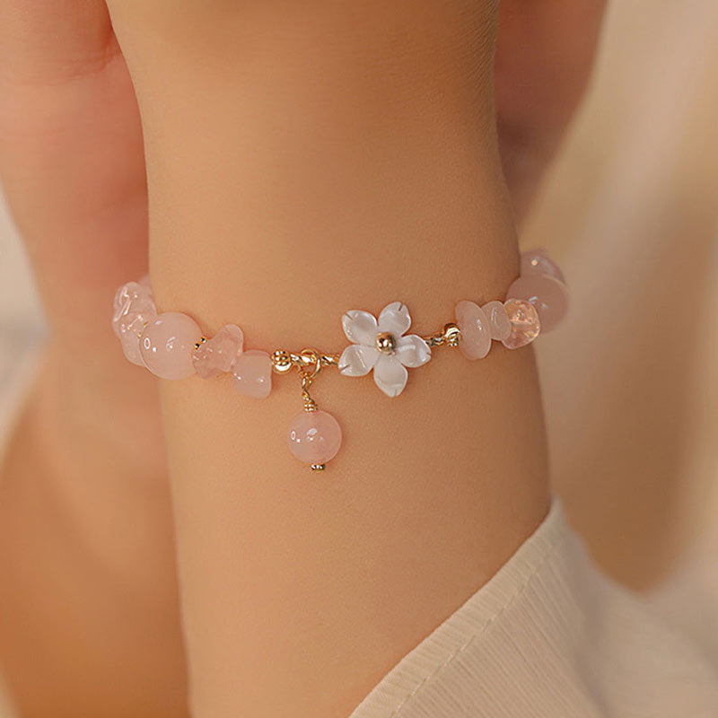 Pulsera de amor con flor de cristal rosa natural chapada en oro de 14 quilates con Buddha Stones