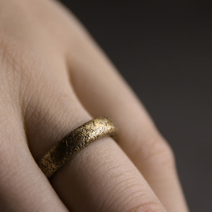 Anillo de pareja de suerte de cobre con diseño de textura vintage tibetano