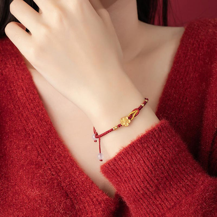 Pulsera de la suerte de calcedonia Sakura con flores de cerezo de plata de ley 925 hecha a mano con Buddha Stones