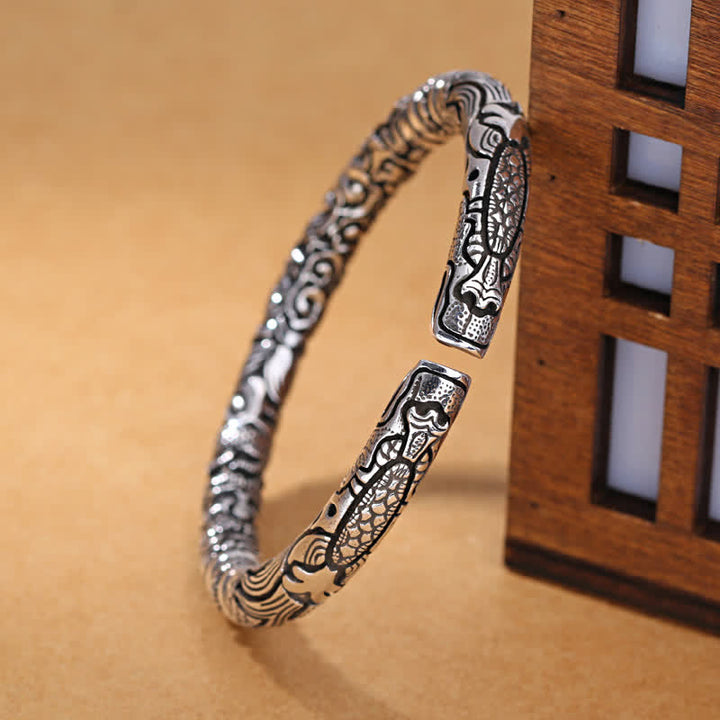 Brazalete de pulsera de la suerte tallada con cabeza de dragón