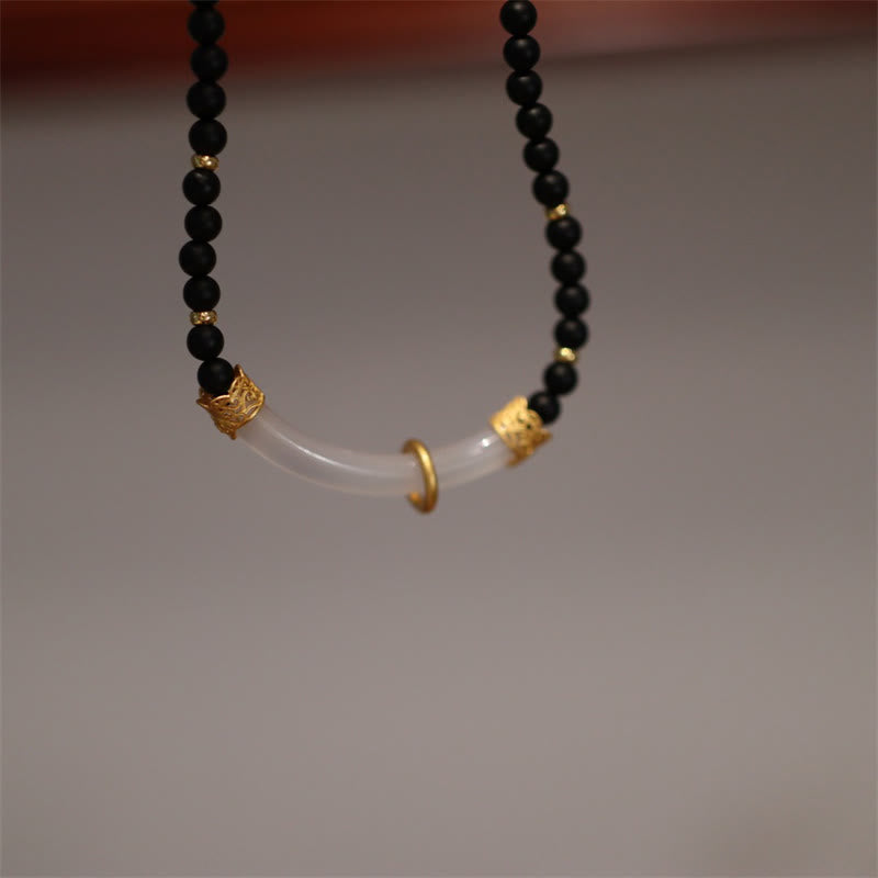 Colgante de collar con cuentas de protección de calcedonia de ónix negro de plata de ley 925