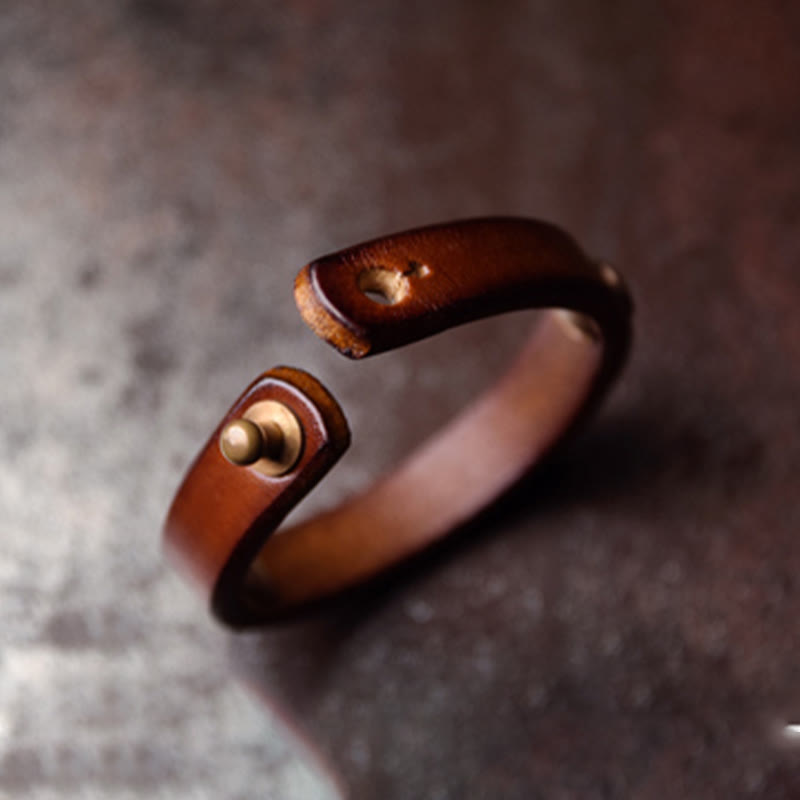 Brazalete de pulsera de cuero de cobre y latón con textura hecha a mano Vintage con Buddha Stones