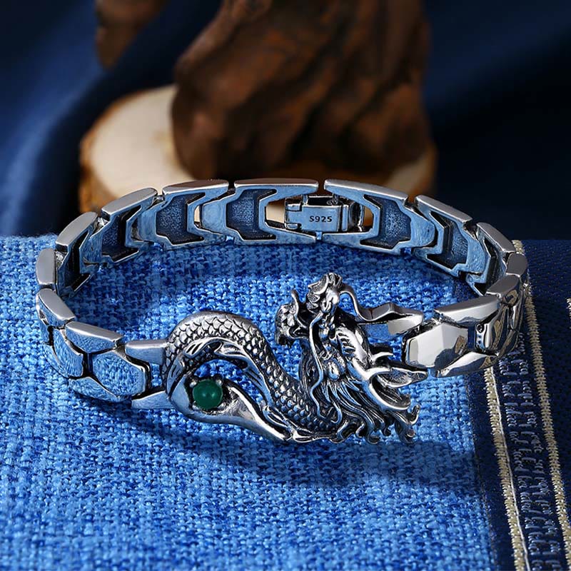 Pulsera de éxito grabada con patrón de dragón vintage de Buddha Stones