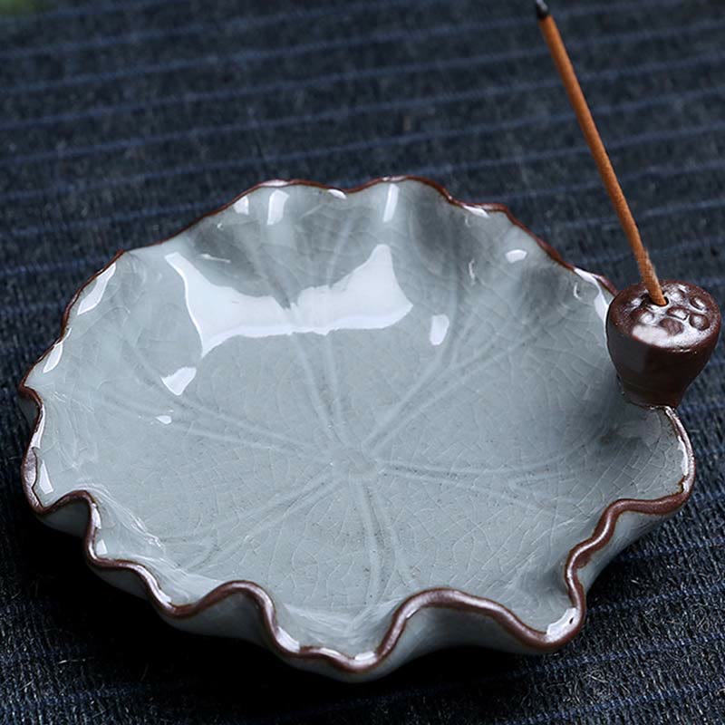 Quemador de incienso de reflujo espiritual de cerámica cuadrado con flor de ciruelo de loto