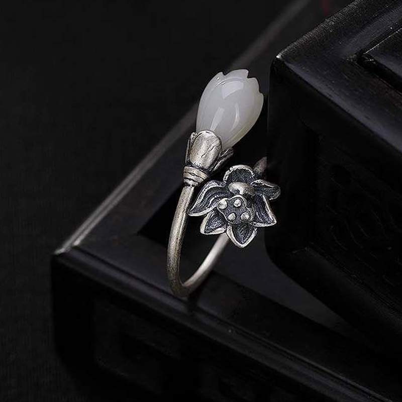 Anillo ajustable curativo con equilibrio de cobre y loto de Jade y Buddha Stones