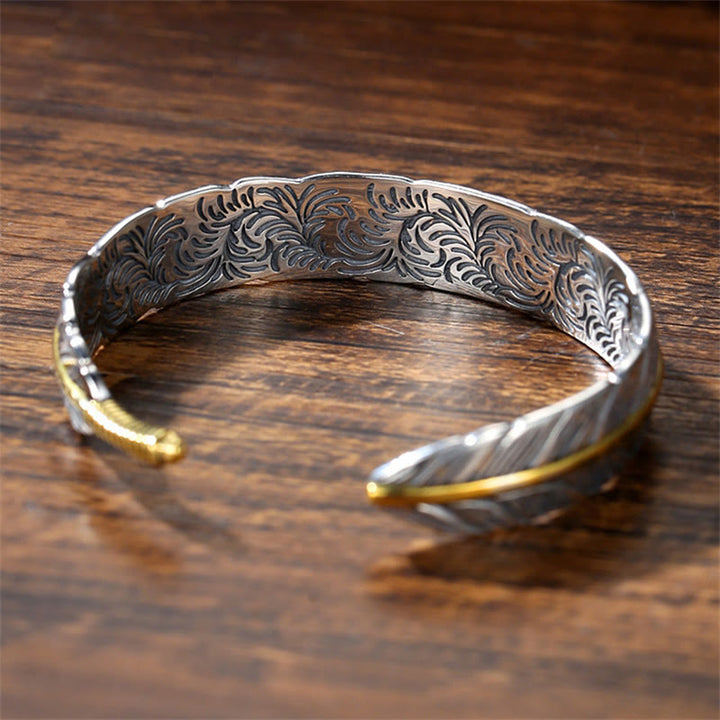 Brazalete con diseño de plumas y Buddha Stones, pulsera tallada de la suerte y la riqueza