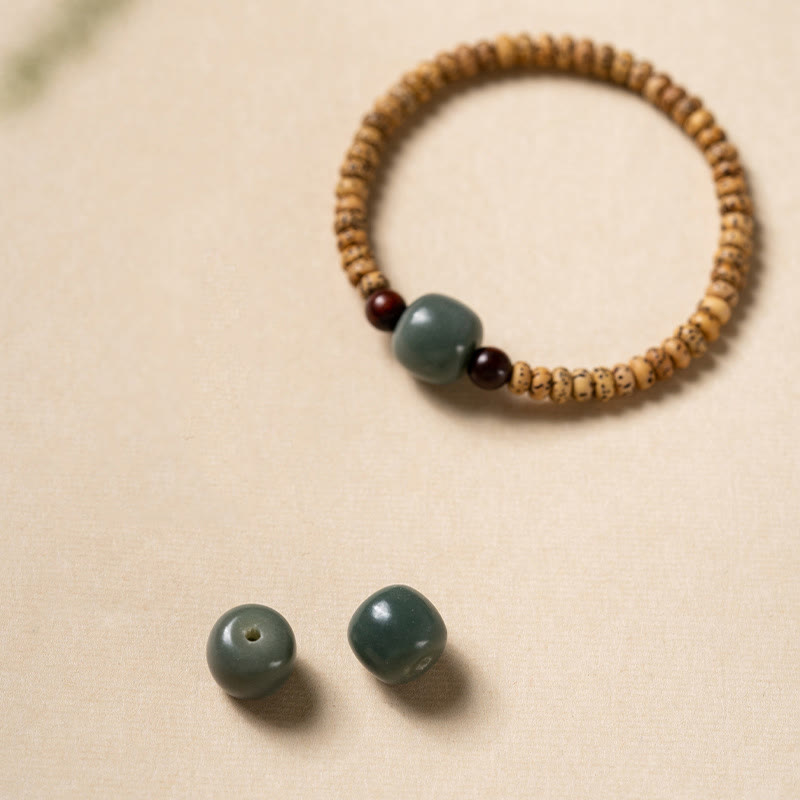 Pulsera de sabiduría de sándalo rojo con hojas pequeñas y semillas de Bodhi de Buddha Stones