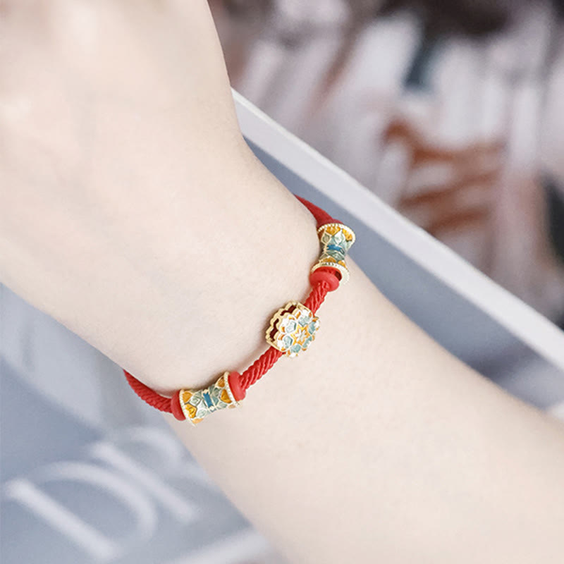 Pulsera de cuerda roja de nuevo comienzo con tambor de loto de Plata de Ley 925 de Buddha Stones Dunhuang
