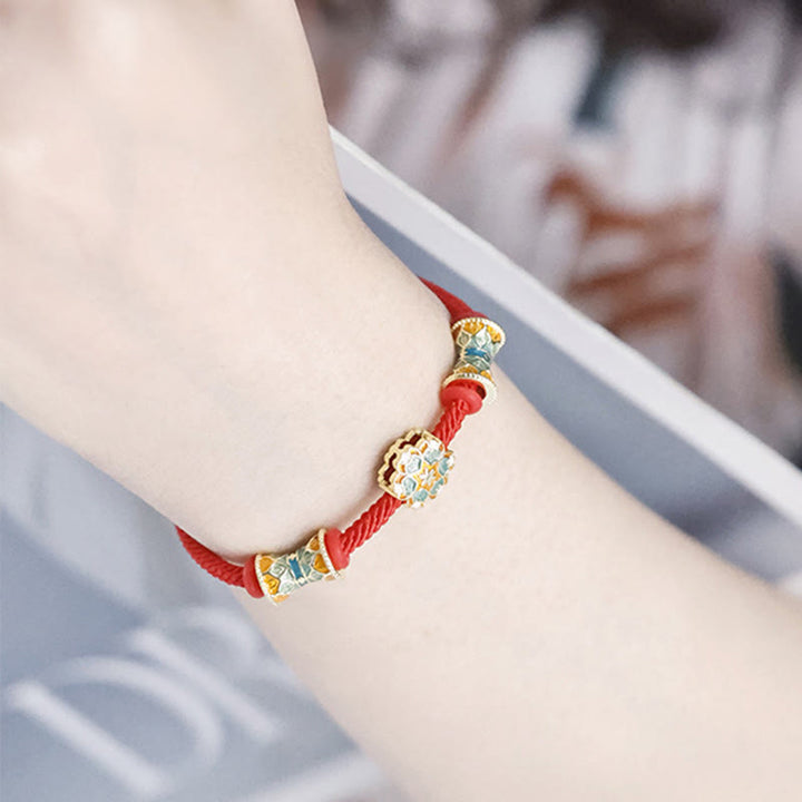 Pulsera de cuerda roja de nuevo comienzo con tambor de loto de Plata de Ley 925 de Buddha Stones Dunhuang