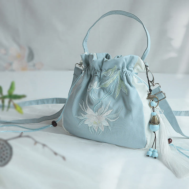 Bolso de hombro de lona con flores bordadas hechas a mano con Buddha Stones