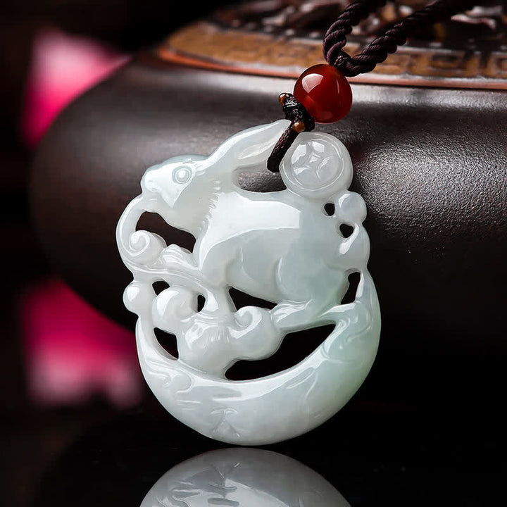 Año del Conejo Colgante de Collar de Protección de Luna Creciente de Jade Blanco