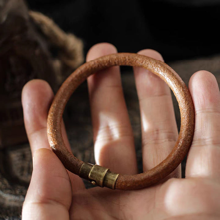 Pulsera de hebilla magnética de cobre curativa de la suerte de cuero retro con Buddha Stones