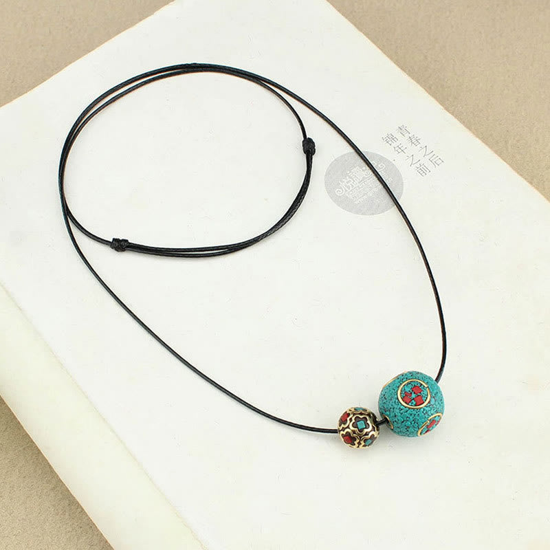 Colgante de collar de fuerza de protección de cuentas dobles de turquesa tibetana con Buddha Stones