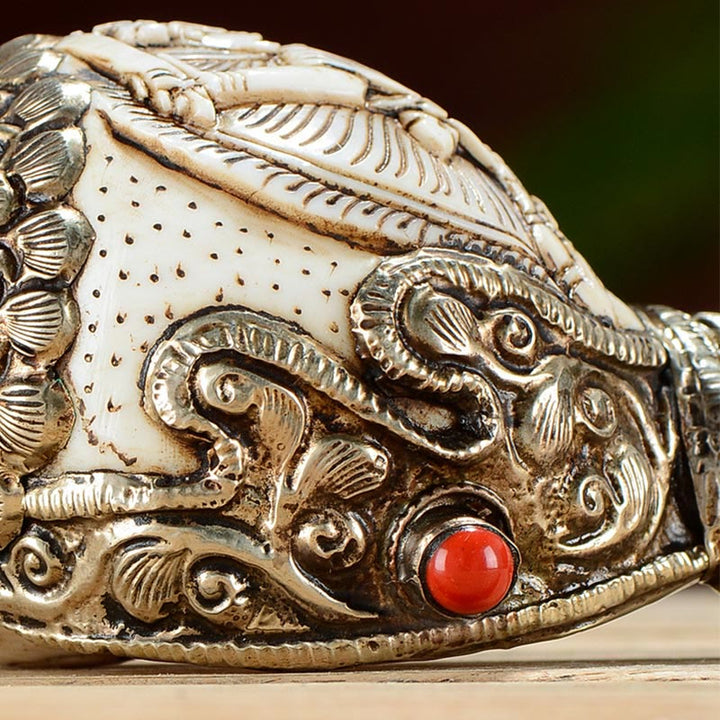 Decoración positiva de la riqueza de la concha de Buda Shankha grabada hecha a mano tibetana
