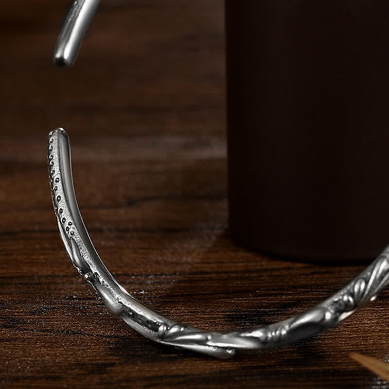 Brazalete de plata de ley 925 con diseño de vides hechas a mano