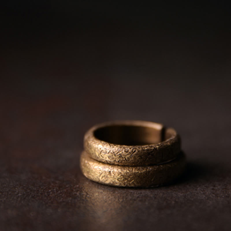 Anillo de pareja de suerte de cobre con diseño de textura vintage tibetano
